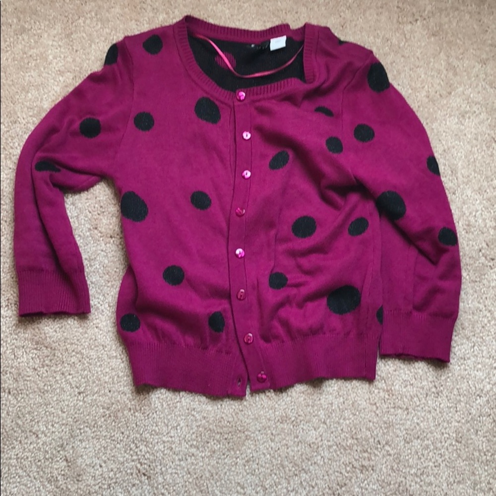 Cute cardigan. Black and fuchsia polka dot.